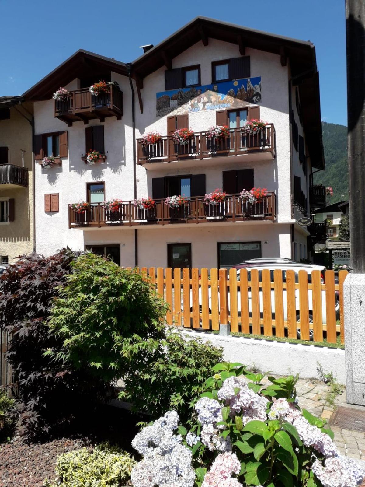 Casa Salvaterra Affittacamere Pinzolo Exteriör bild