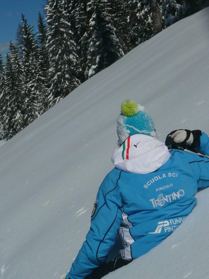 Casa Salvaterra Affittacamere Pinzolo Exteriör bild