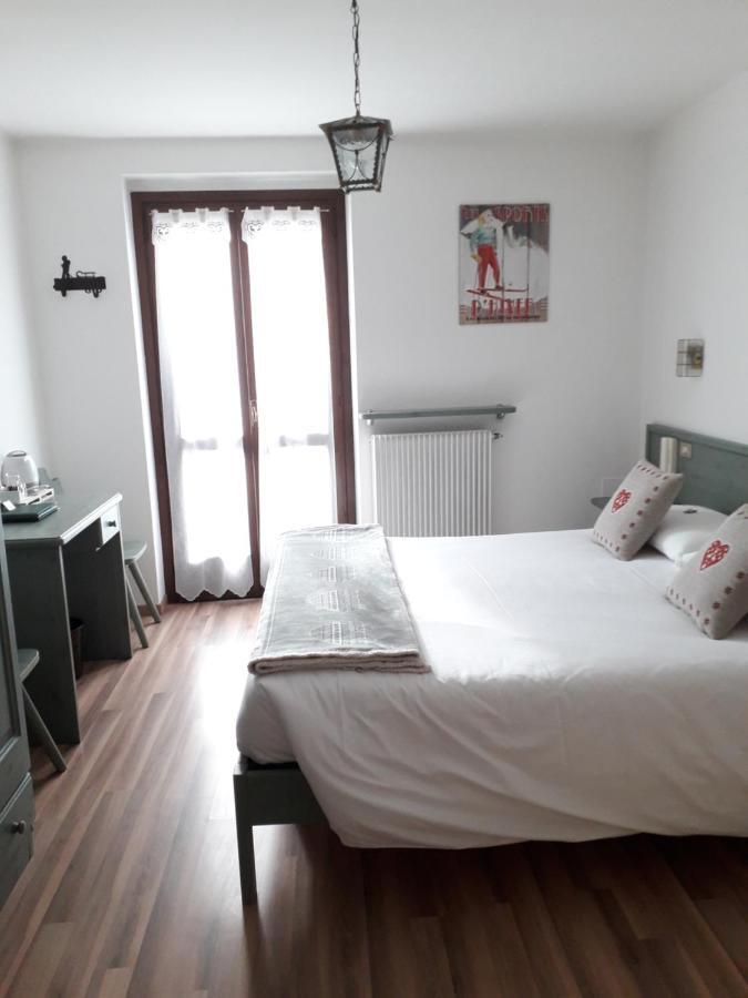 Casa Salvaterra Affittacamere Pinzolo Exteriör bild